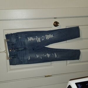 American Eagle Distressed Super High Rise Jeans